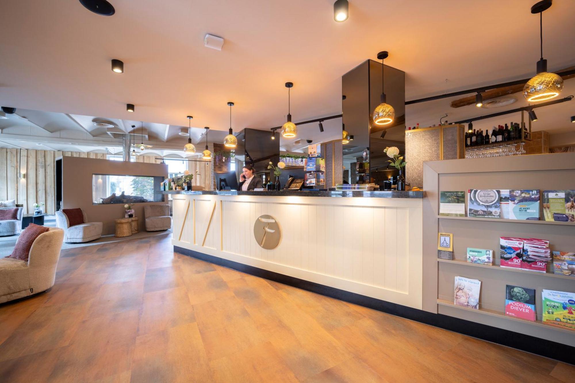 Fletcher Hotel-Restaurant De Borken Dwingeloo Eksteriør billede